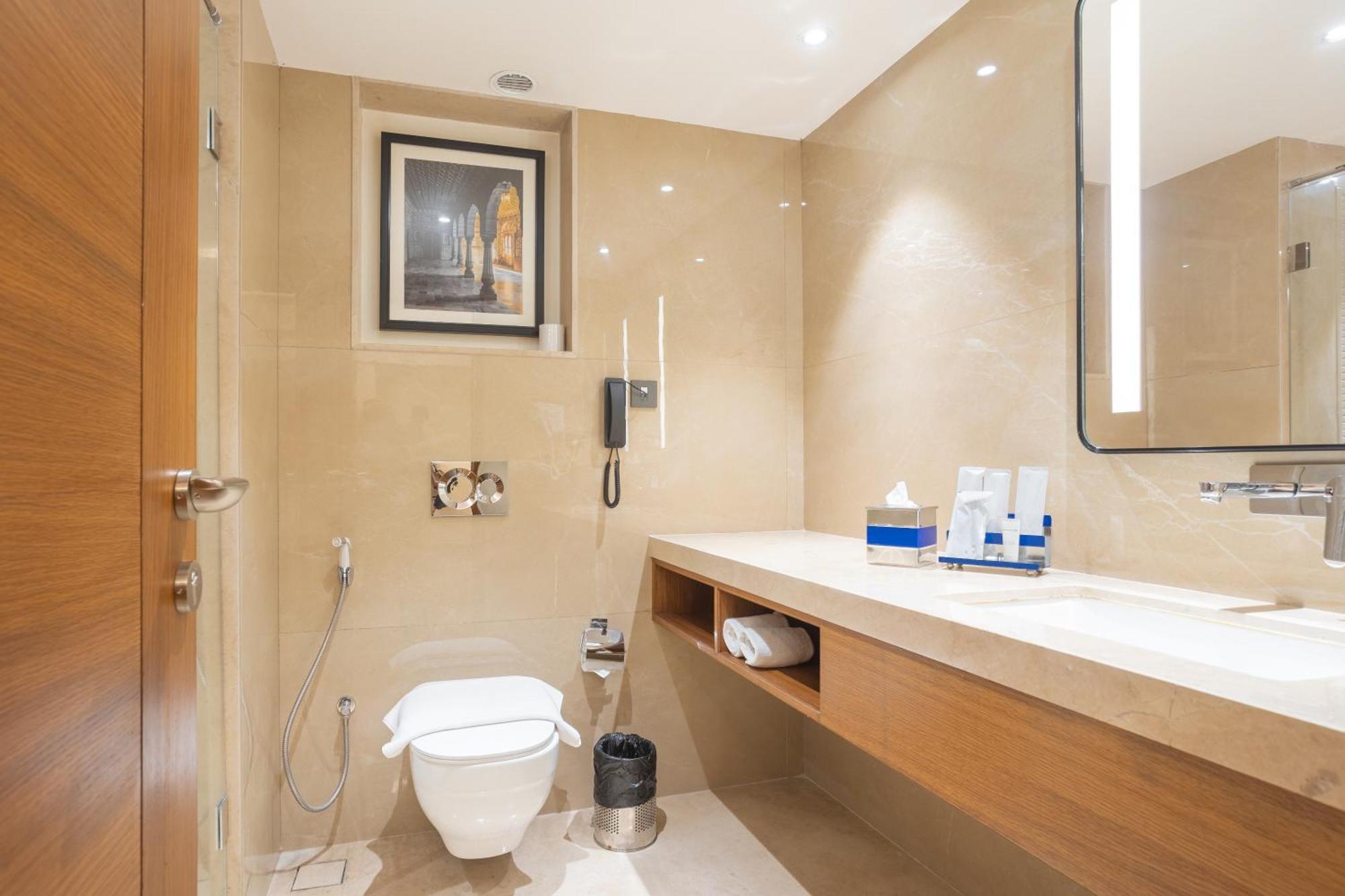 Golden Tulip Jaipur Hotel Ngoại thất bức ảnh